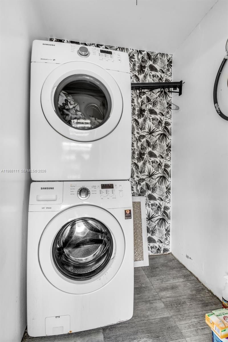 7020 Crown Gate Dr , Miami Lakes, FL 33014 Photo