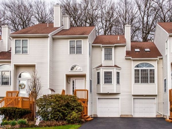 38 Noelle Ct, Lincoln Park, NJ 07035