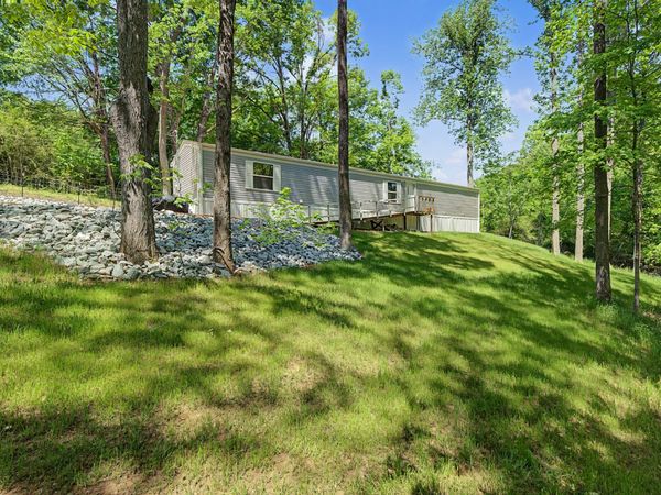 116 Lee Ln, Big Rock, TN 37023