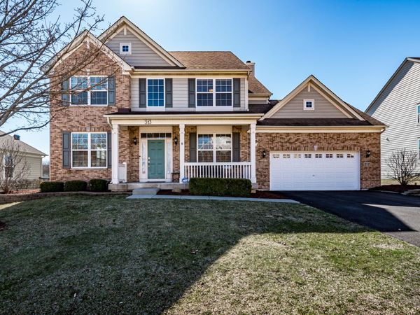 313 Monument Road , Elgin, IL 60124