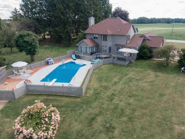 6075 K Drive S, East Leroy, MI 49051