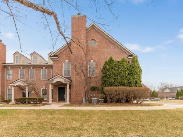 5588 Hampshire Lane, Ypsilanti, MI 48197