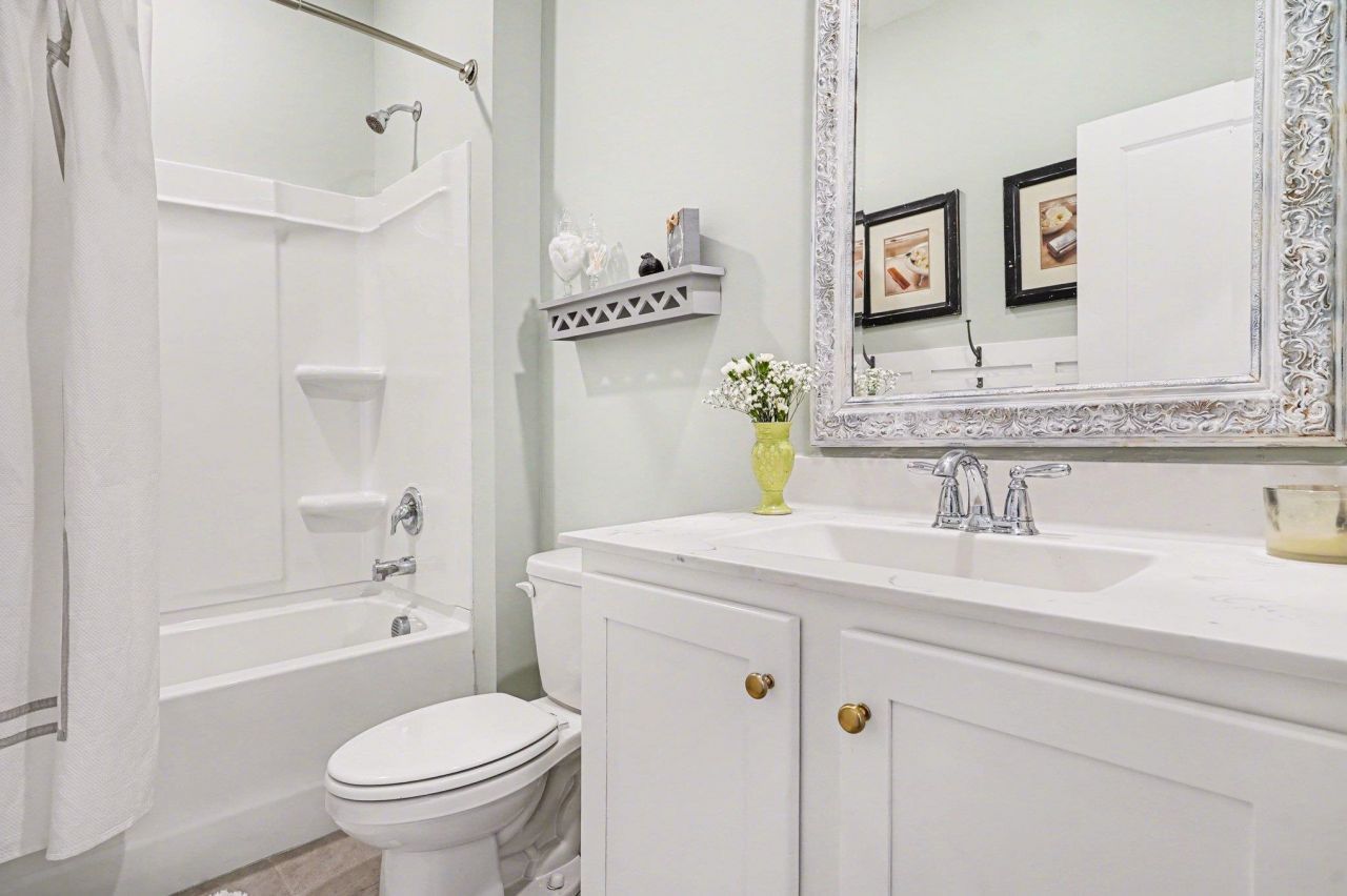 571 Meadowgrass Ct.  Photo 20