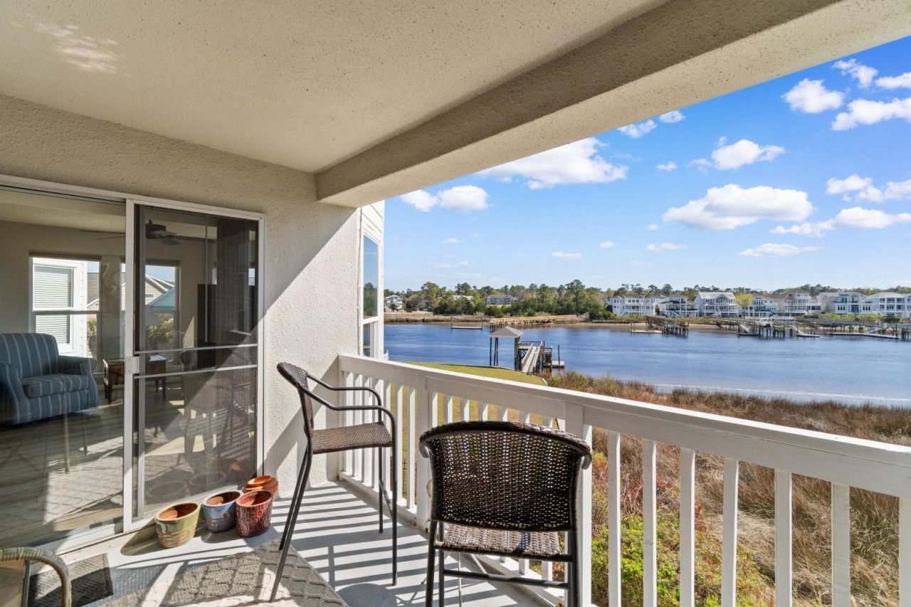 4560 Greenbriar Dr. Photo 21