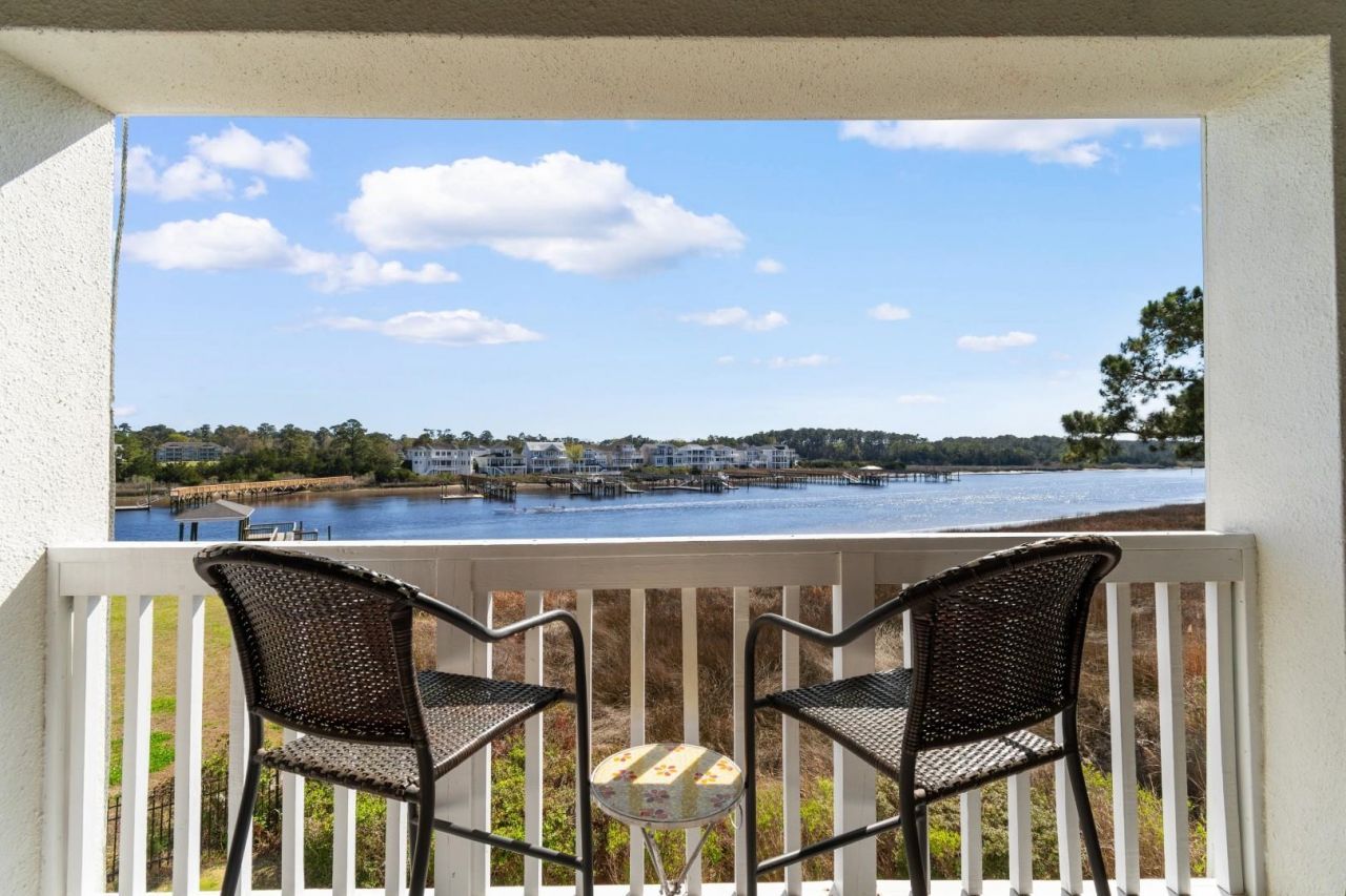 4560 Greenbriar Dr. Photo 23