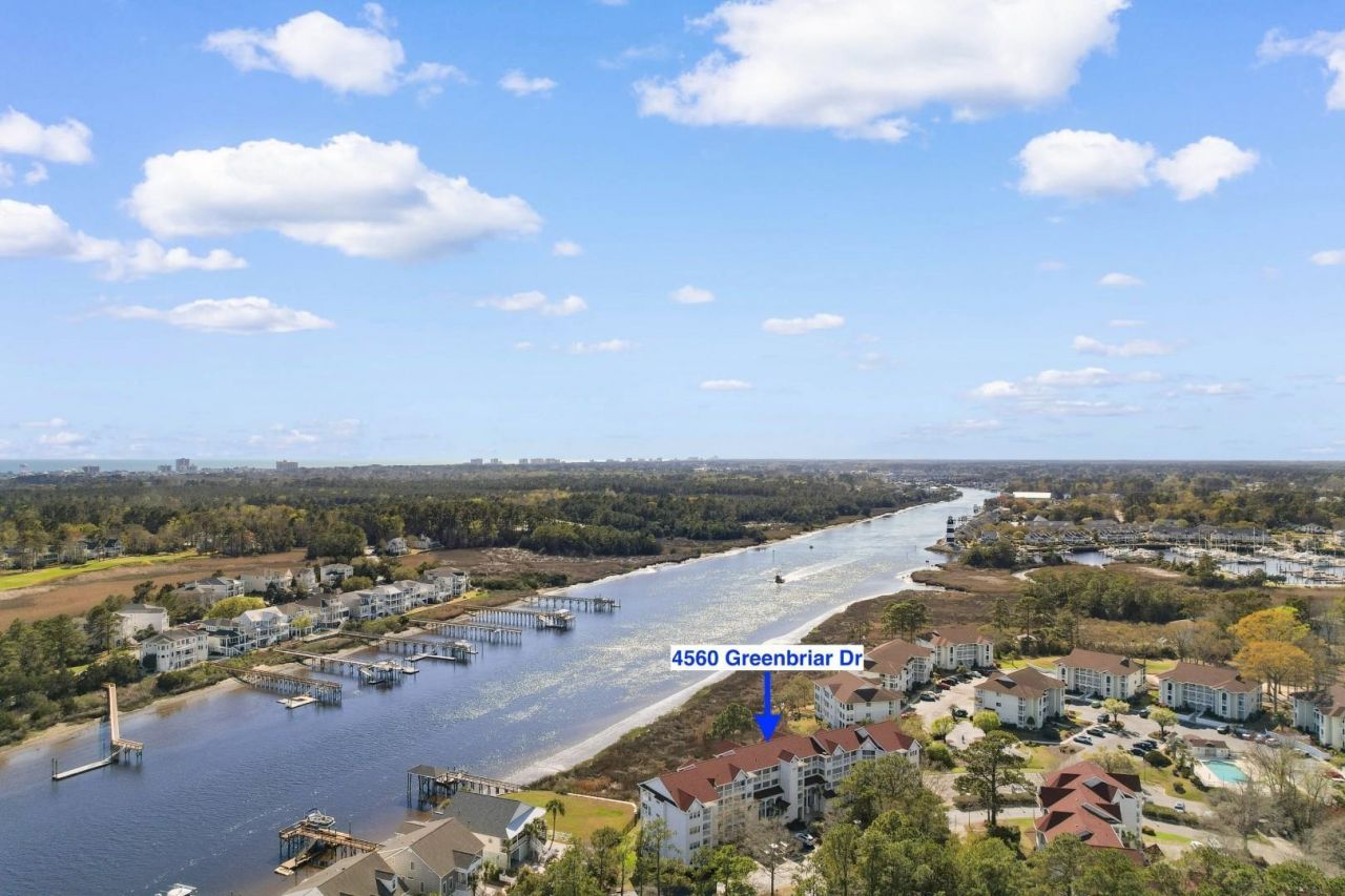 4560 Greenbriar Dr. Photo 29