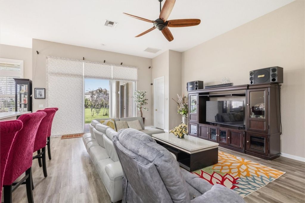 3320 Westford Circle Sw, Vero Beach, FL 32968 Photo