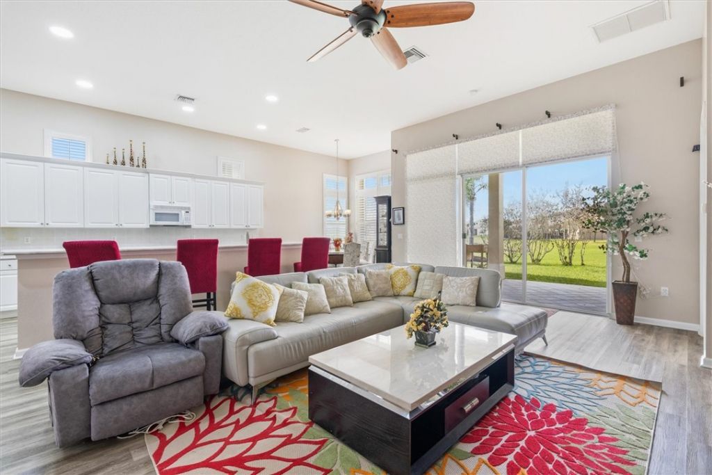 3320 Westford Circle Sw, Vero Beach, FL 32968 Photo