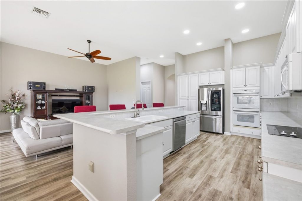 3320 Westford Circle Sw, Vero Beach, FL 32968 Photo