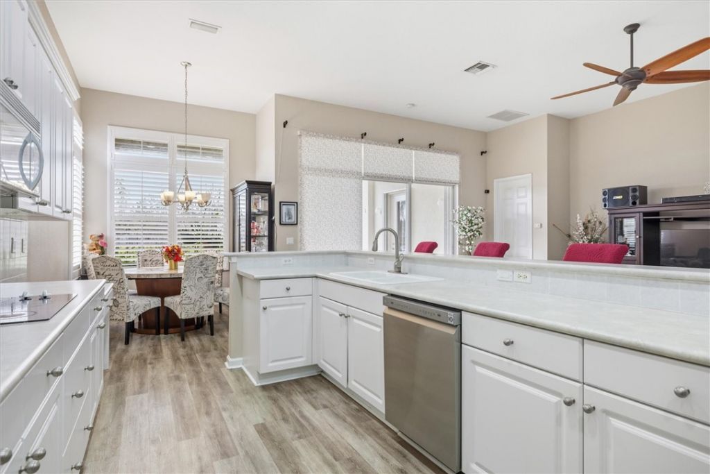 3320 Westford Circle Sw, Vero Beach, FL 32968 Photo