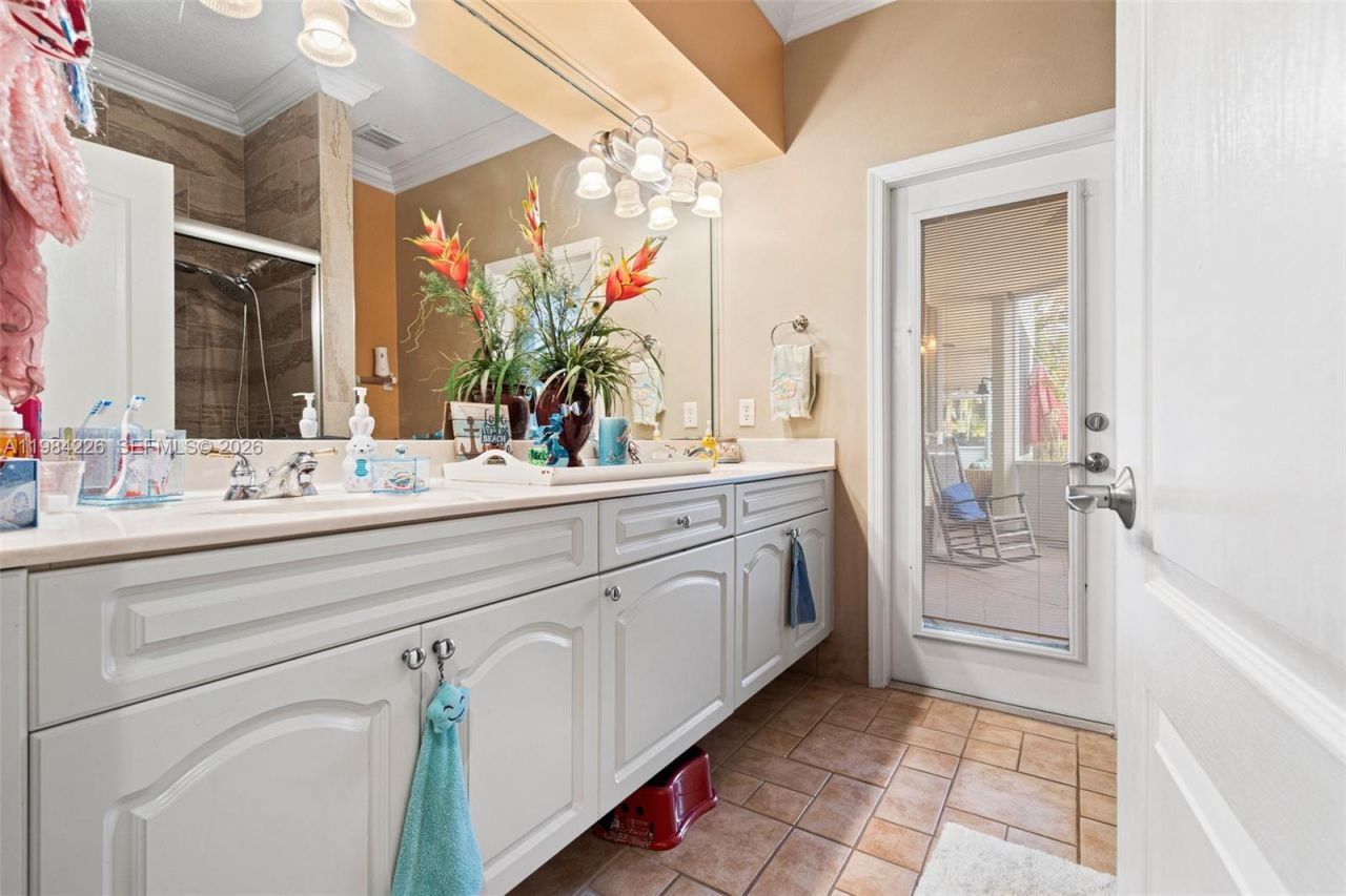 5026 Coconut Blvd, Palm Beach, FL 33411 Photo