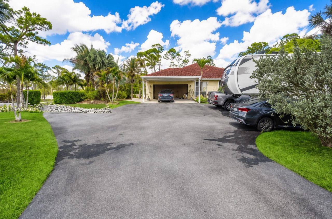 5026 Coconut Blvd, Palm Beach, FL 33411 Photo