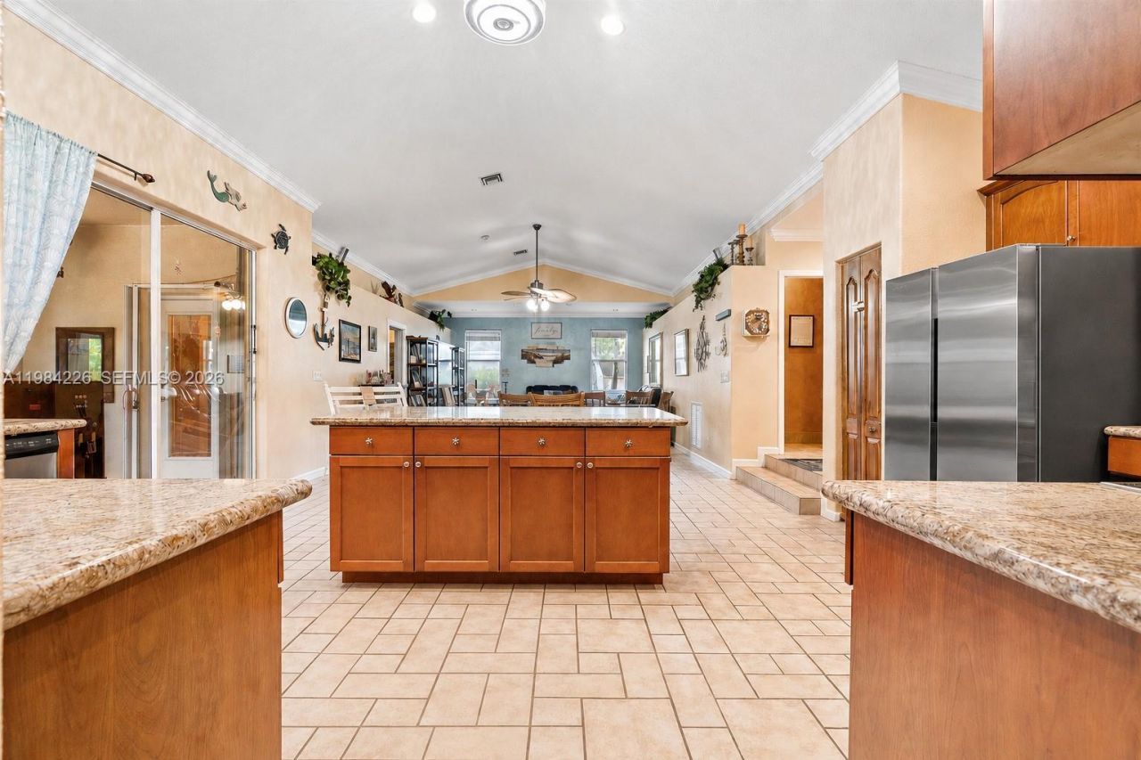 5026 Coconut Blvd, Palm Beach, FL 33411 Photo