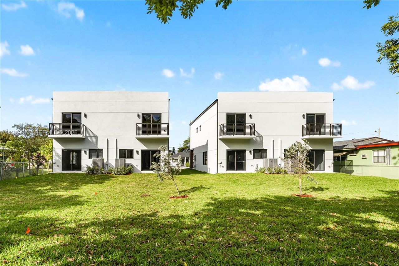 122 NW 5th Ave , Hallandale Beach, FL 33009 Photo