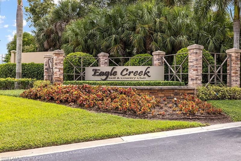 433 Crestwood Ln, Naples, FL 34113 Photo