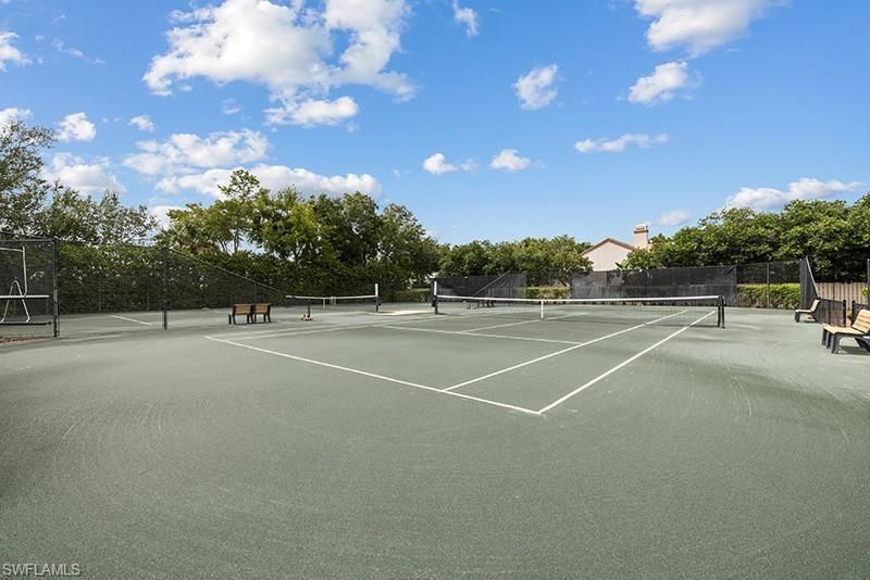 433 Crestwood Ln, Naples, FL 34113 Photo