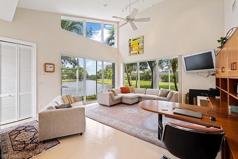 433 Crestwood Ln, Naples, FL 34113 Photo