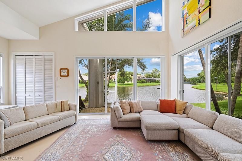 433 Crestwood Ln, Naples, FL 34113 Photo