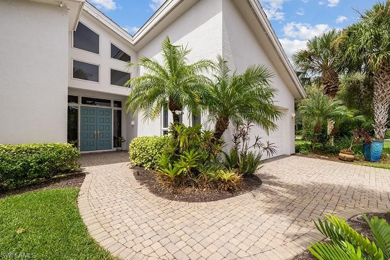 433 Crestwood Ln, Naples, FL 34113 Photo