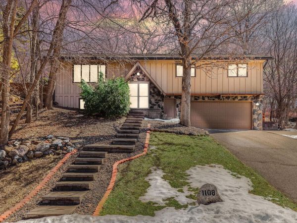 1108 Lacota Circle, Burnsville, MN 55337