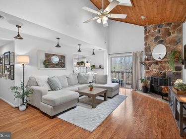 860 PATRICK PLACE, CHALFONT, PA 18914