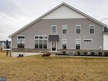 34 TAMARACK CIRCLE, EAGLEVILLE, PA 19403