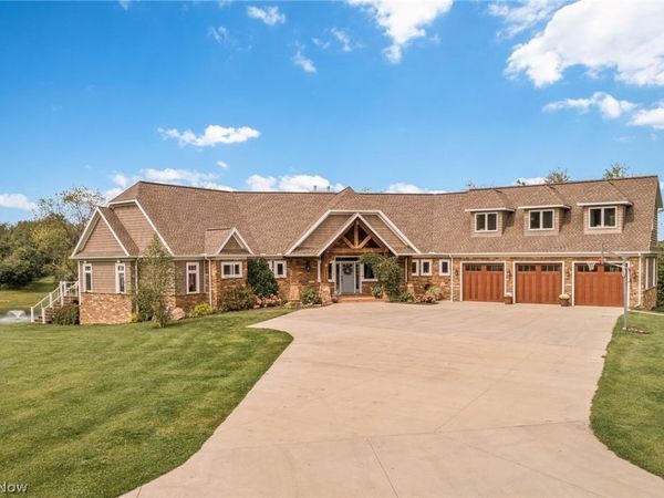 2197 S Medina Line Road , Wadsworth, OH 44281