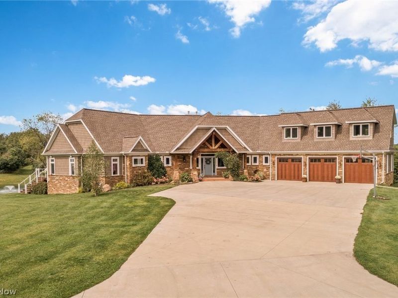 2197 S Medina Line Road , Wadsworth, OH 44281 Photo 1