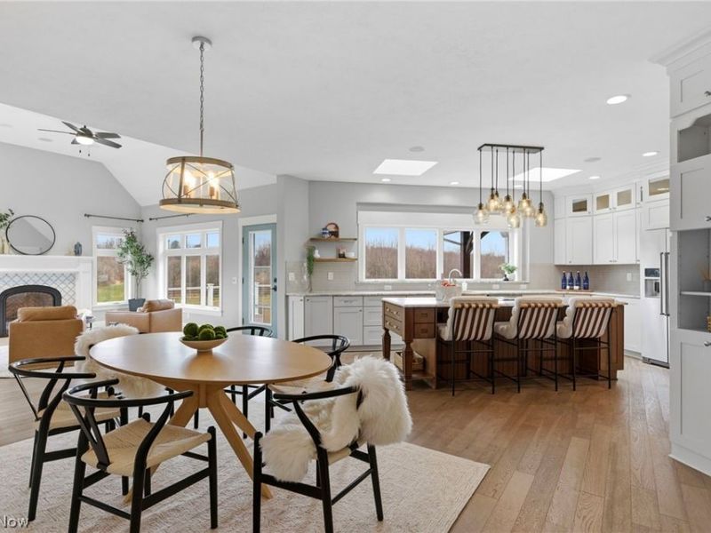 2197 S Medina Line Road , Wadsworth, OH 44281 Photo 17