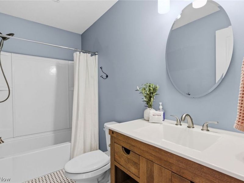 2197 S Medina Line Road , Wadsworth, OH 44281 Photo 33