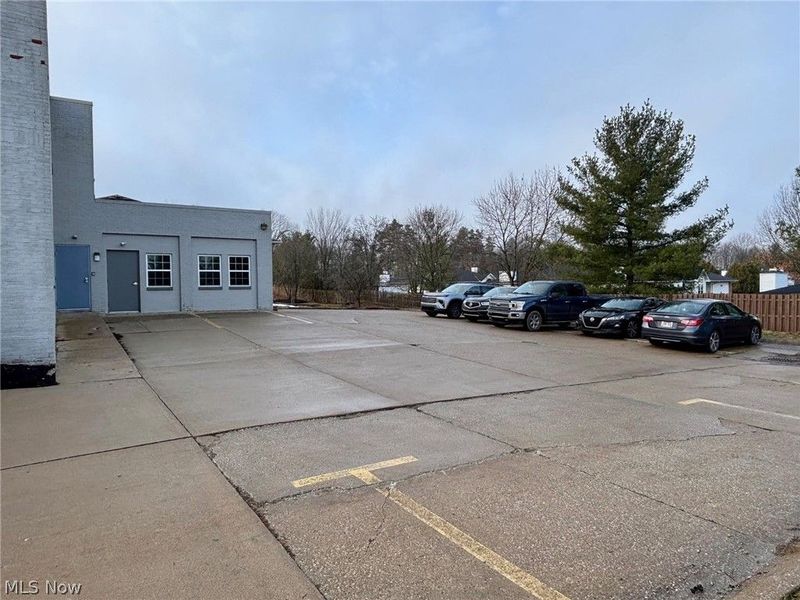 18318 Pearl Road, Strongsville, OH 44136 Photo 9
