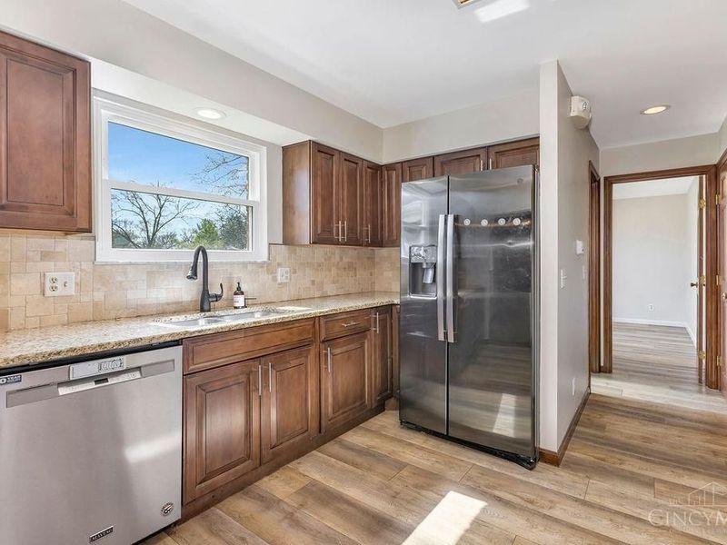 9301 Sunderland Way, West Chester, OH 45069 Photo 13