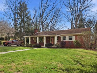 408 ROBIN ST, STAUNTON, VA 24401