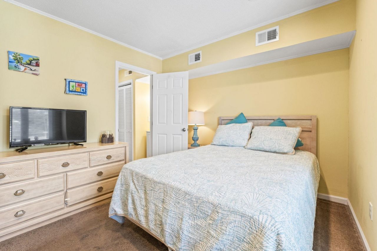 1208 S Ocean Blvd. Photo 11