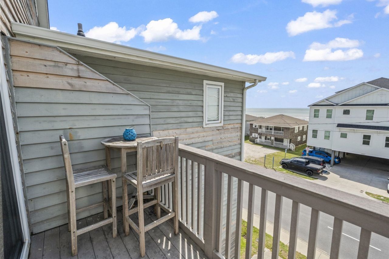 1208 S Ocean Blvd. Photo 6