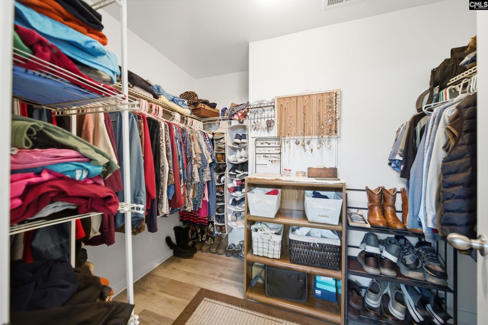 133 Graceland Court Photo 10