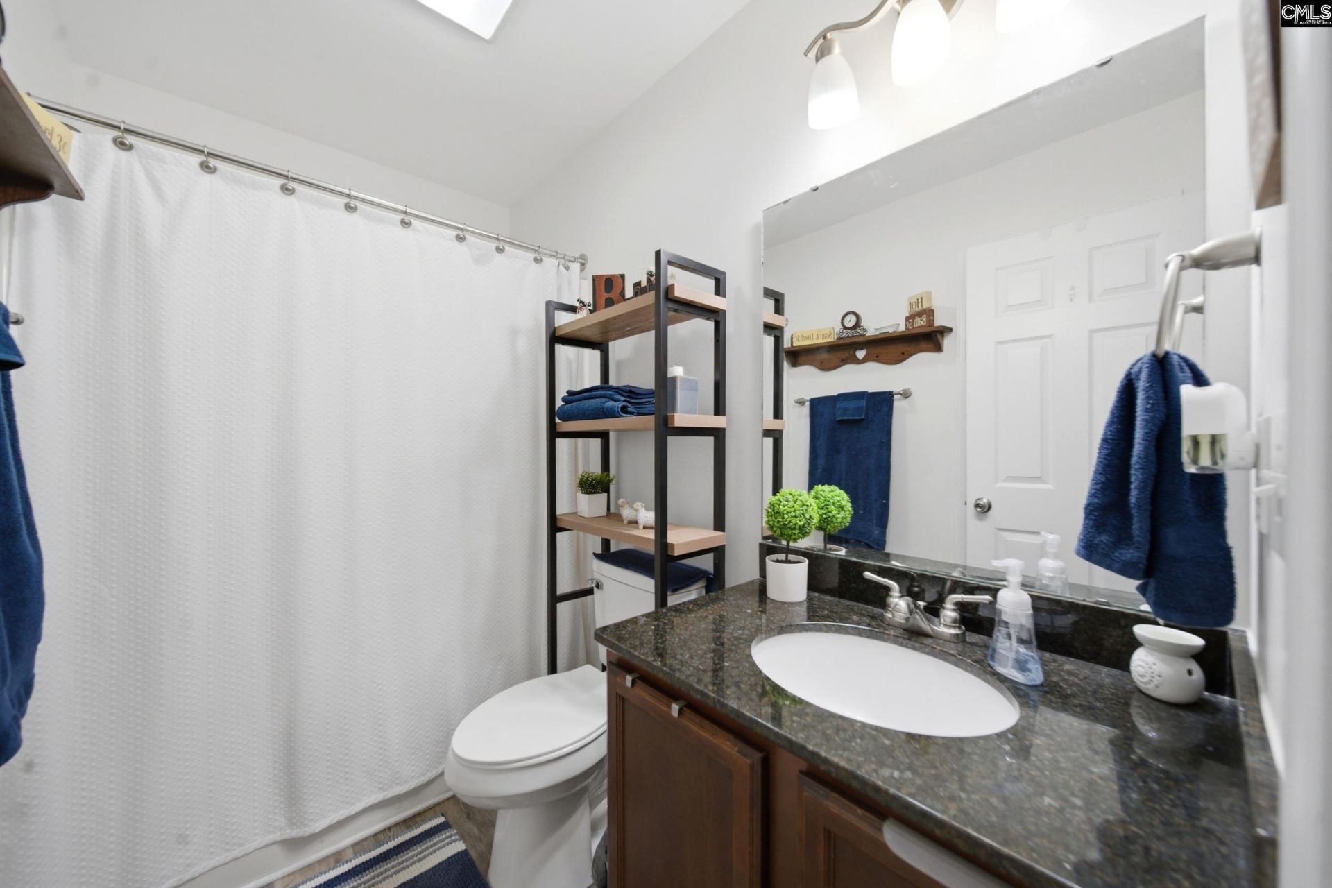 133 Graceland Court Photo 12