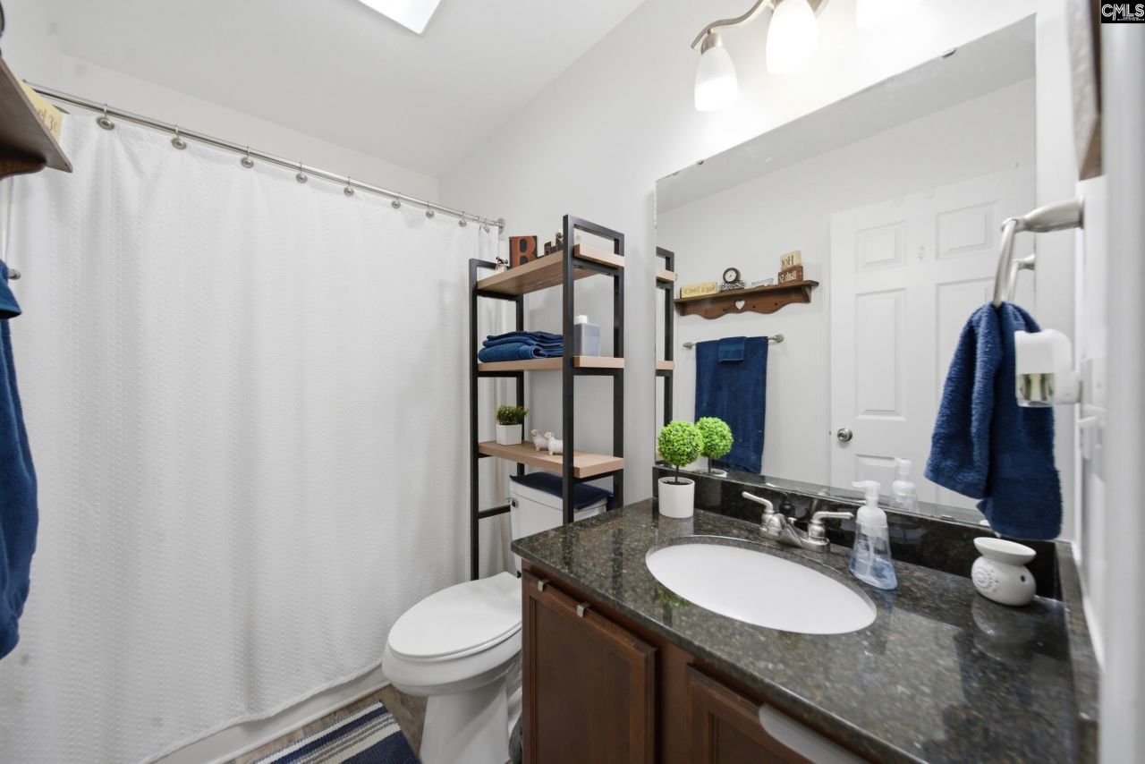 133 Graceland Court  Photo 16