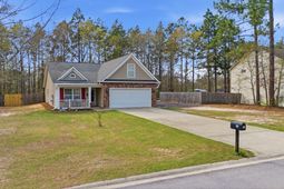 133 Graceland Court photo 4