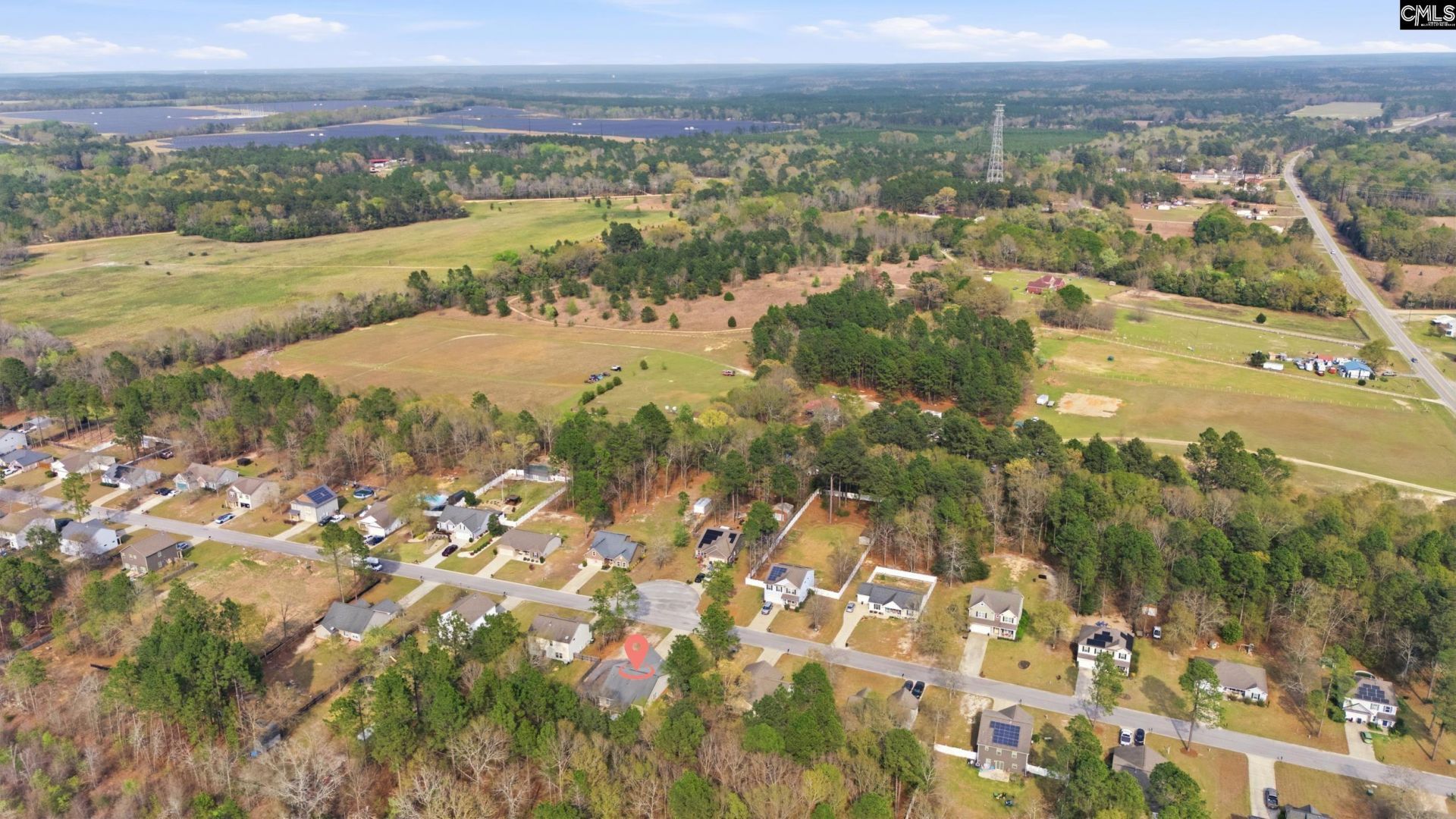 133 Graceland Court Photo 24