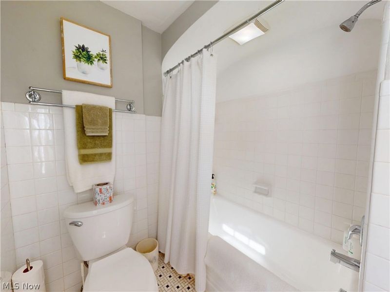 3606 Northcliffe Road , University Heights, OH 44118 Photo 26