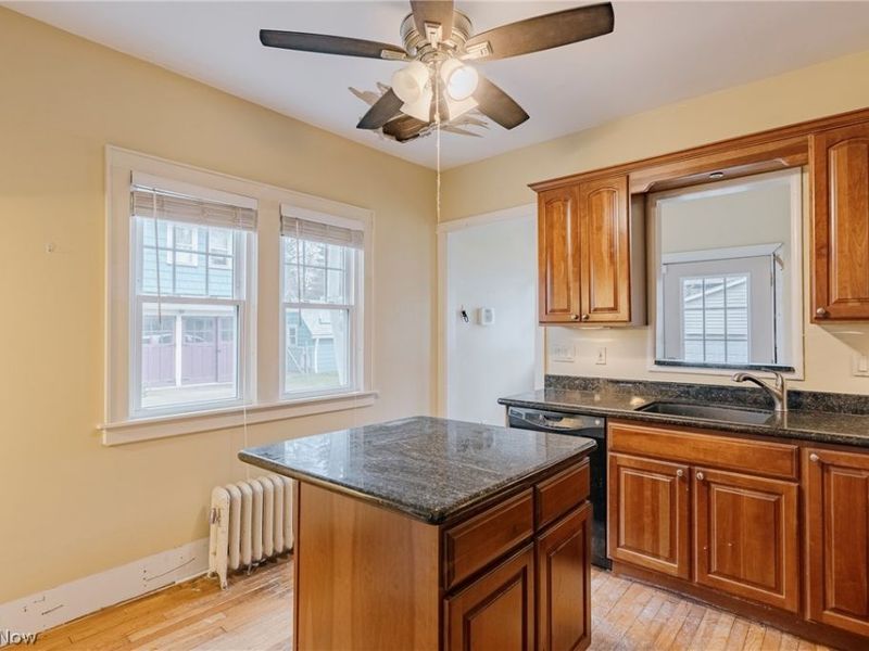 3078 Scarborough Road , Cleveland Heights, OH 44118 Photo 8