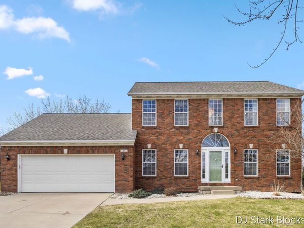 69 Rogue River View Drive NE, Rockford, MI 49341