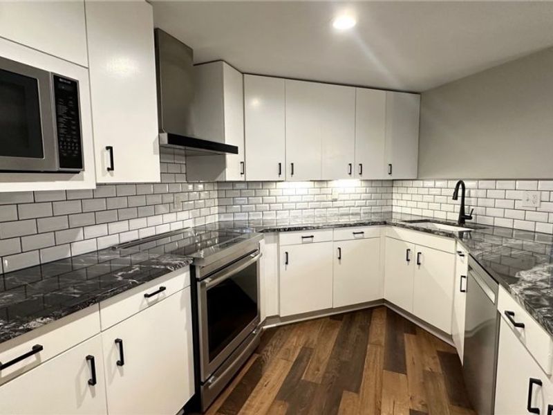 2337 W 11th Street, Unit 6, Cleveland, OH 44113 Photo 10