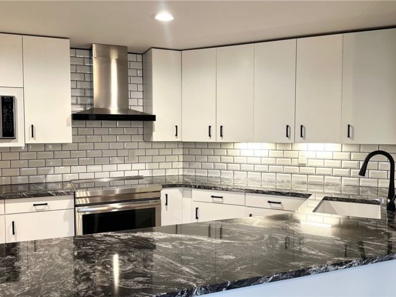 2337 W 11th Street, Unit 6, Cleveland, OH 44113 Photo 11