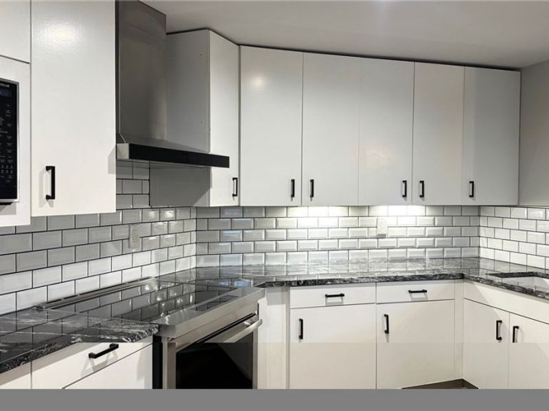 2337 W 11th Street, Unit 6, Cleveland, OH 44113 Photo 13