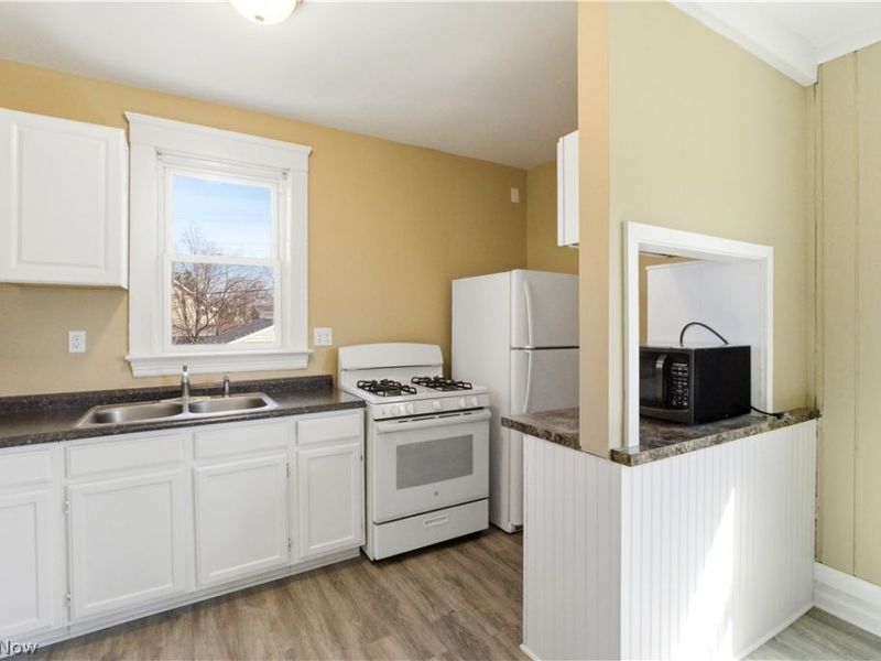 3900 Lincoln Avenue , Parma, OH 44134 Photo 11