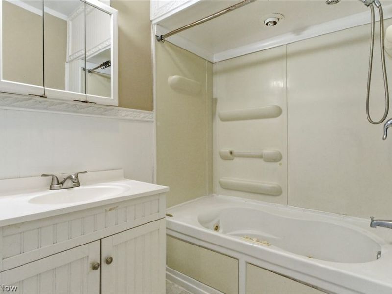 3900 Lincoln Avenue , Parma, OH 44134 Photo 38