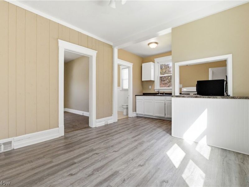 3900 Lincoln Avenue , Parma, OH 44134 Photo 8