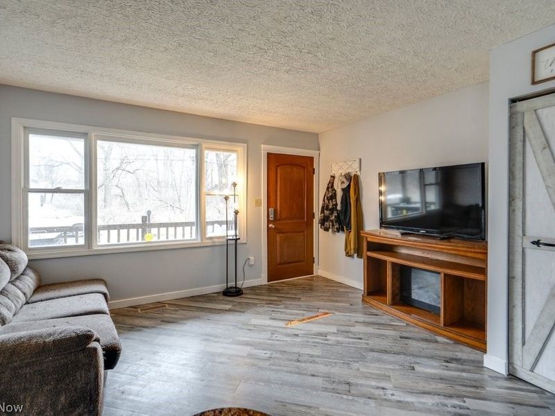 1282 Cordova Avenue , Akron, OH 44320 Photo 4